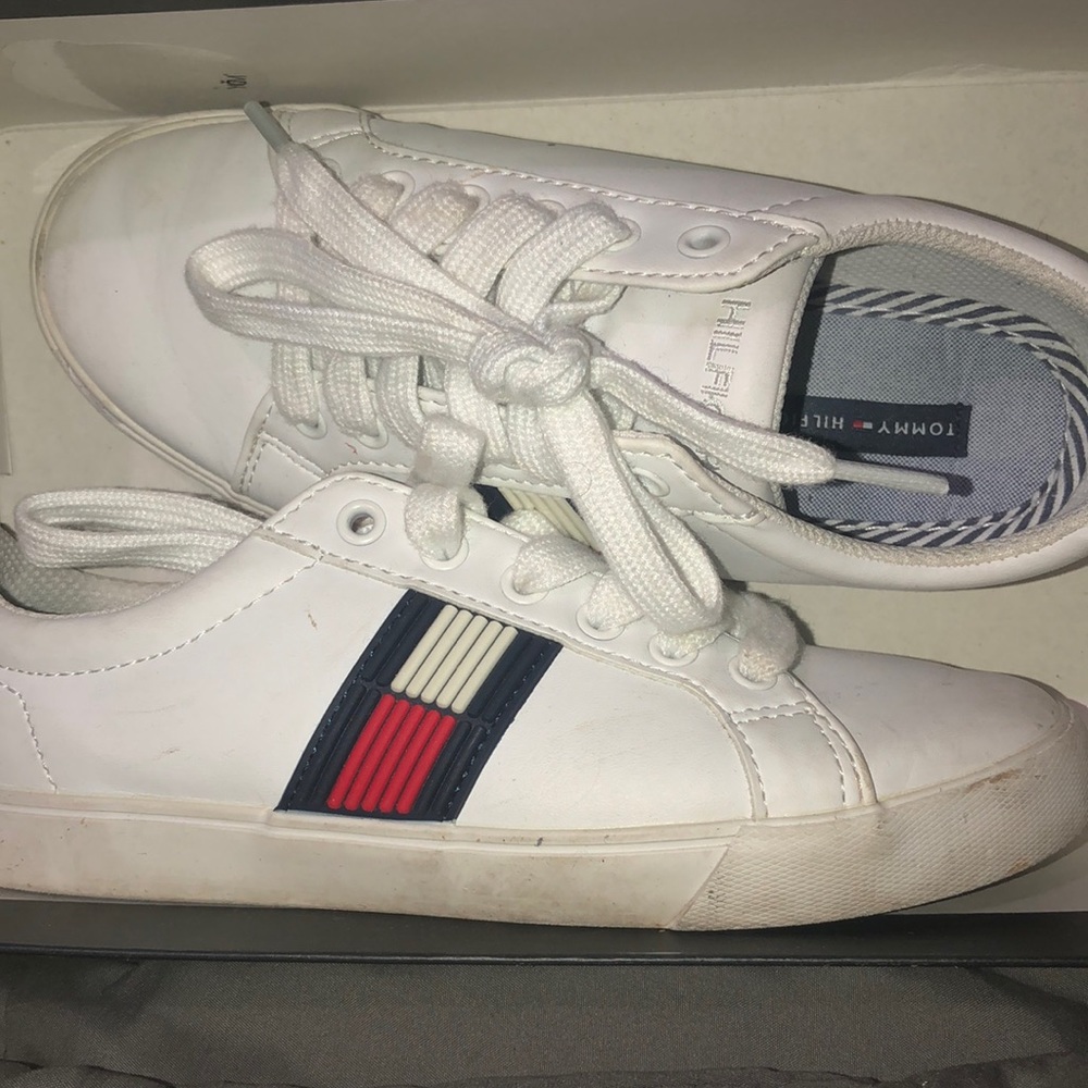 Tommy Hilfiger